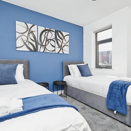 Modern Home In Derby City Centre - Free Gated Parking エクステリア 写真