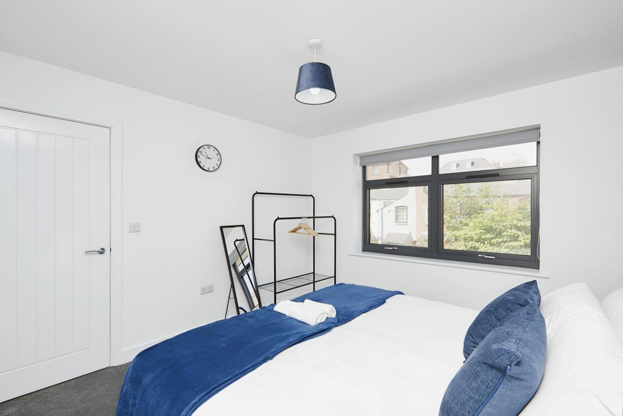 Modern Home In Derby City Centre - Free Gated Parking エクステリア 写真